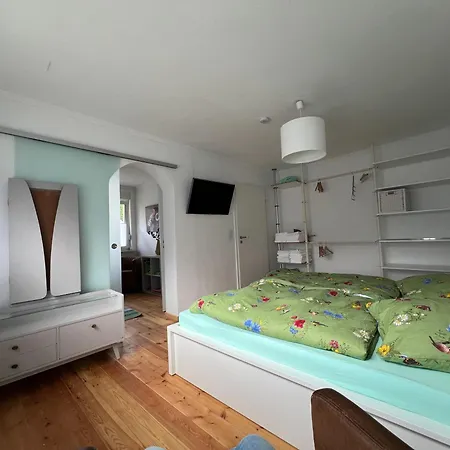 Gemuetlich Eingerichtete Ferienwohnung, Gelegen Zwischen Ostsee Und Innenstadt * Wißmar