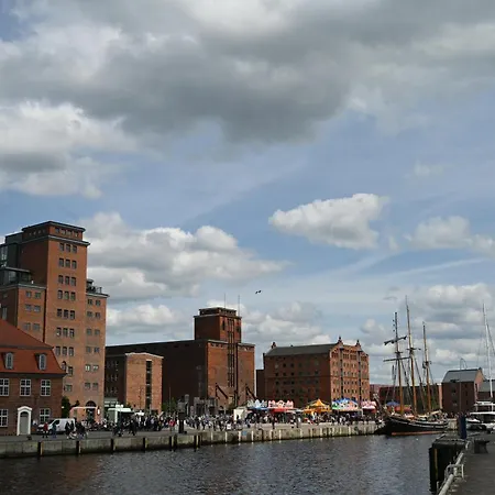 Gemuetlich Eingerichtete Ferienwohnung, Gelegen Zwischen Ostsee Und Innenstadt Apartmán Wißmar