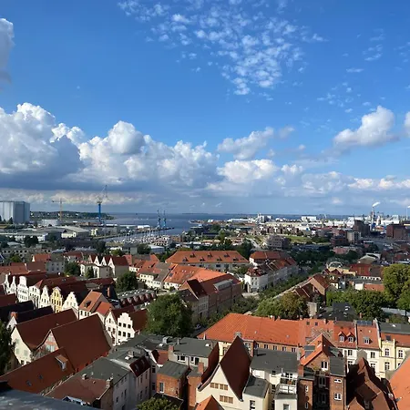 Familien- Und Hundefreundliche Ferienwohnung In Wismar - 80Qm Mit Garten Und Parkplatz Lägenhet *