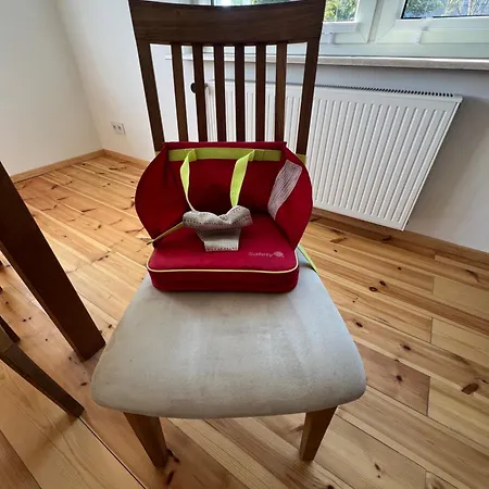 Lägenhet Familien- Und Hundefreundliche Ferienwohnung In Wismar - 80Qm Mit Garten Und Parkplatz Wißmar
