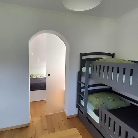 Familien- Und Hundefreundliche In - 80qm Mit Garten Und Parkplatz Daire *