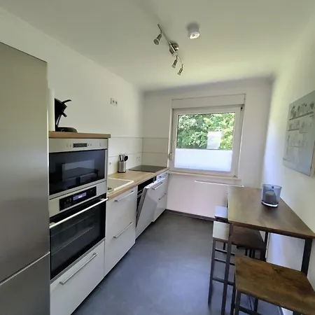 Familien- Und Hundefreundliche In - 80qm Mit Garten Und Parkplatz *